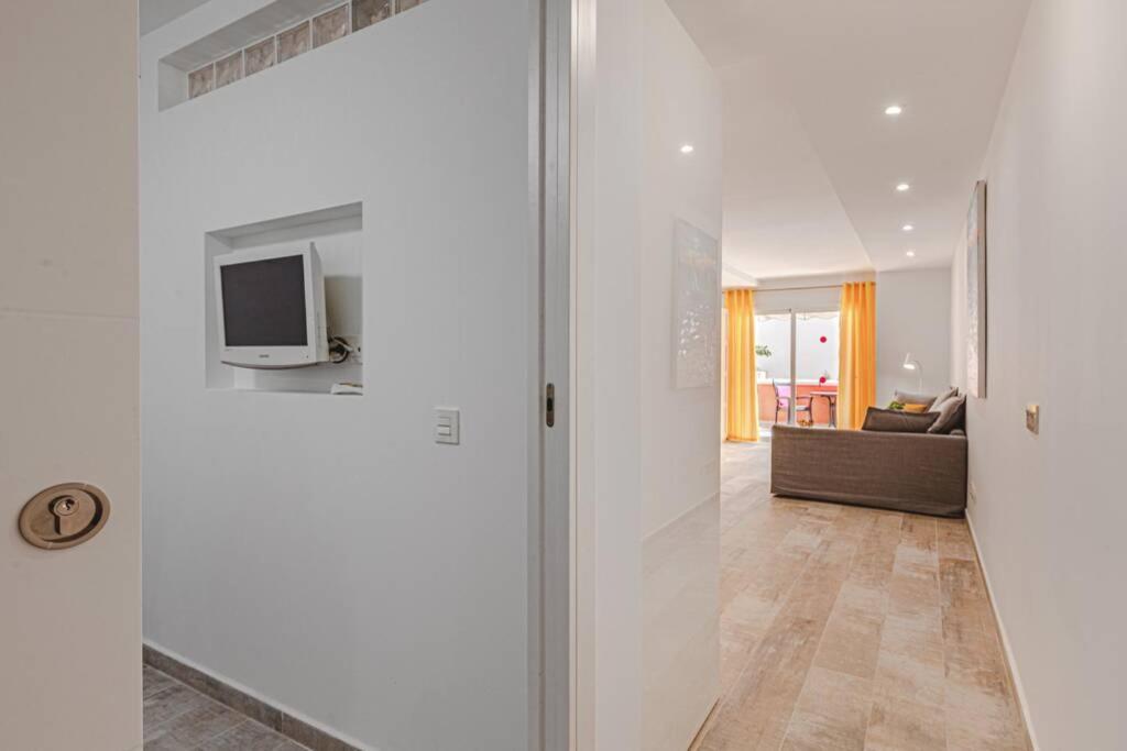 Tenerife Royal Gardens One Bedroom Apartment Playa de las Americas  Bagian luar foto